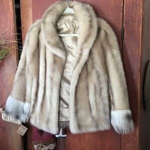 Faux Fur Elegant Cape